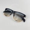 Lunette de soleil David beckham Carré bras métal Noir dégradé Verre Bleu claire dégradé DB28013