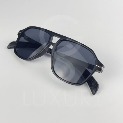 Lunette de soleil David beckham Double pont bras métal Noir matte Verre Noir DB7104