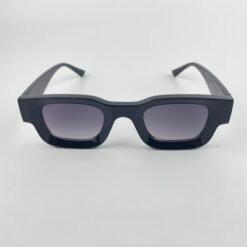 Lunette de soleil carré noir 2032