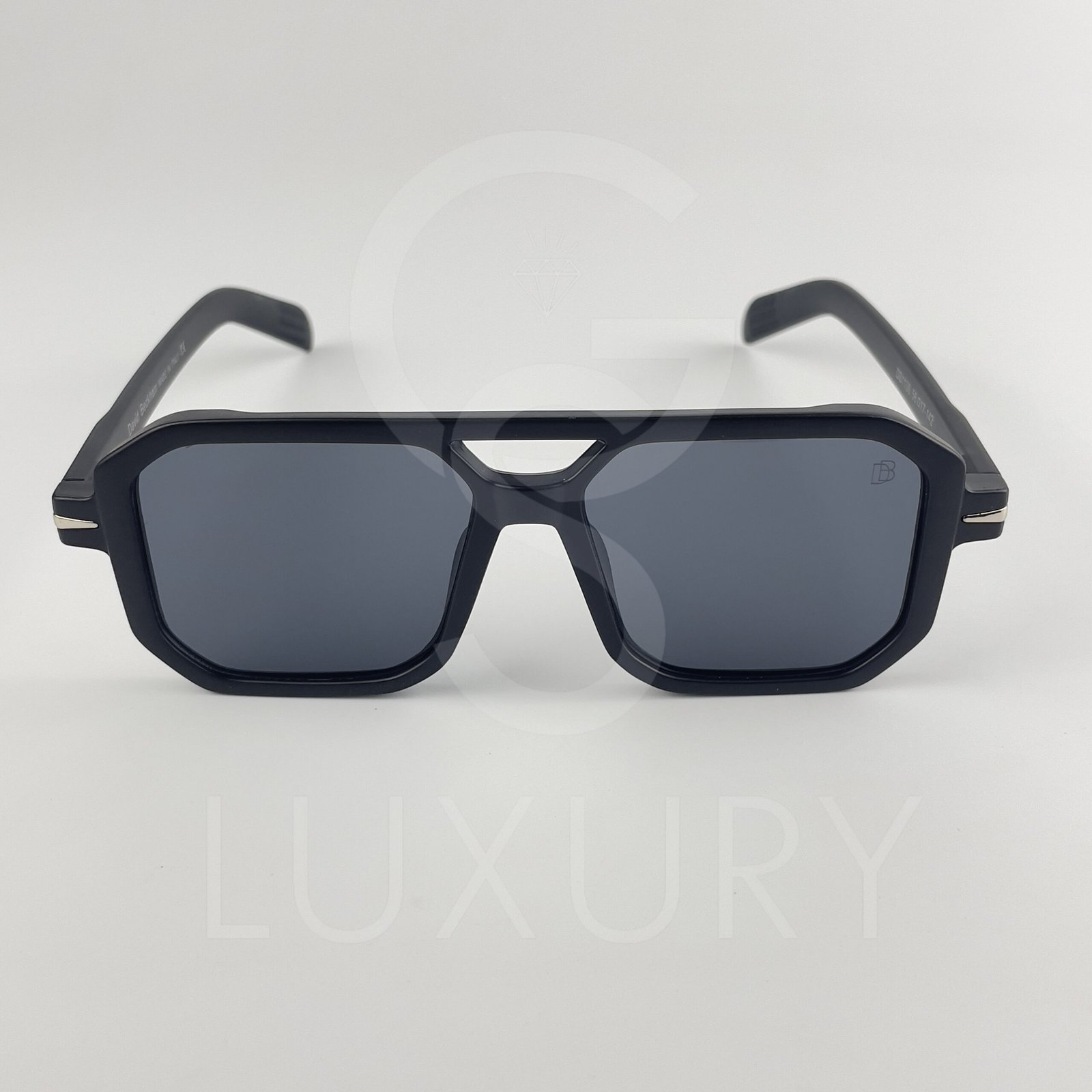 Lunette de soleil David beckham Double pont carré Noir matte Verre Noir DB1106 – Image 3