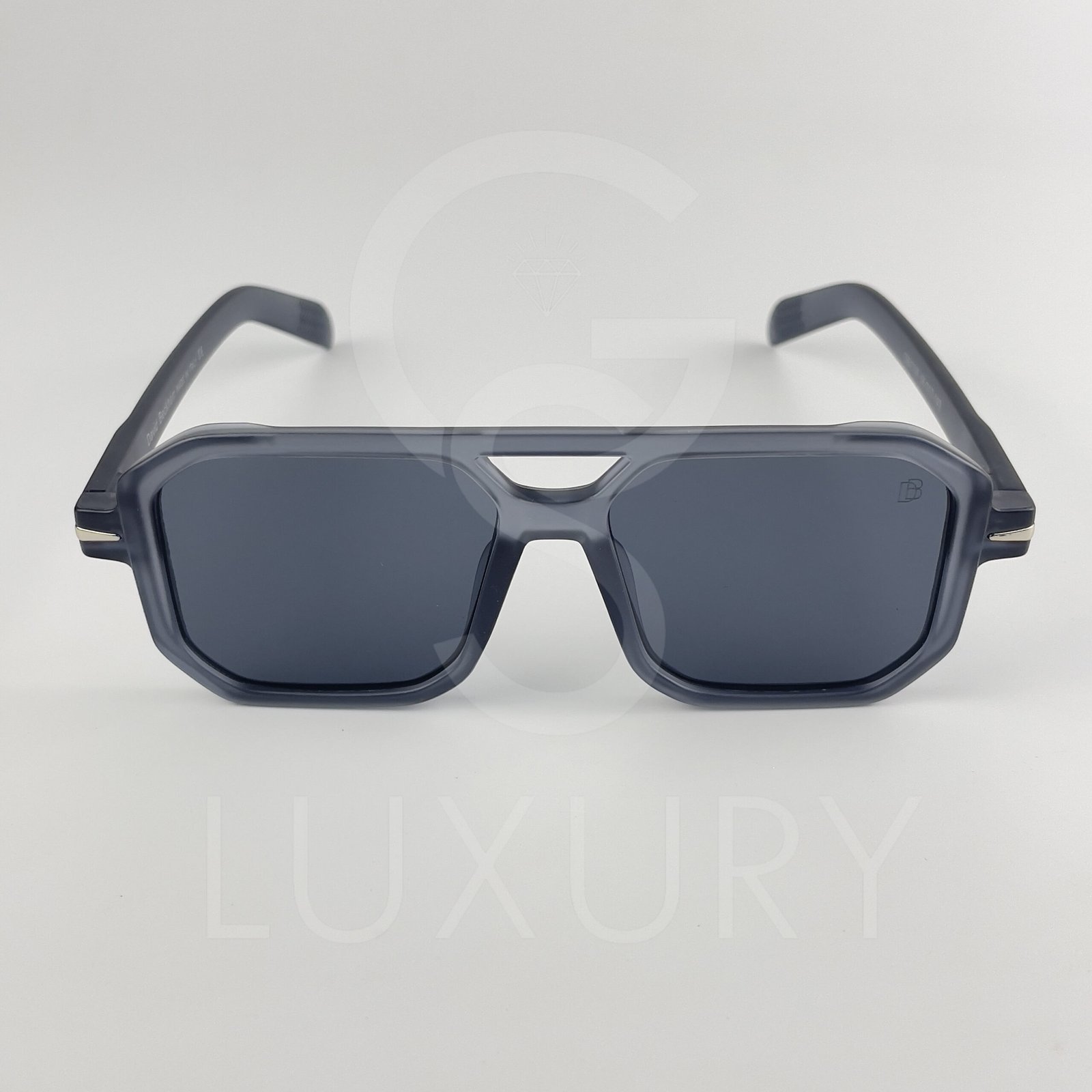 Lunette de soleil David beckham Double pont carré Bleu claire matte Verre Noir DB1106 – Image 3