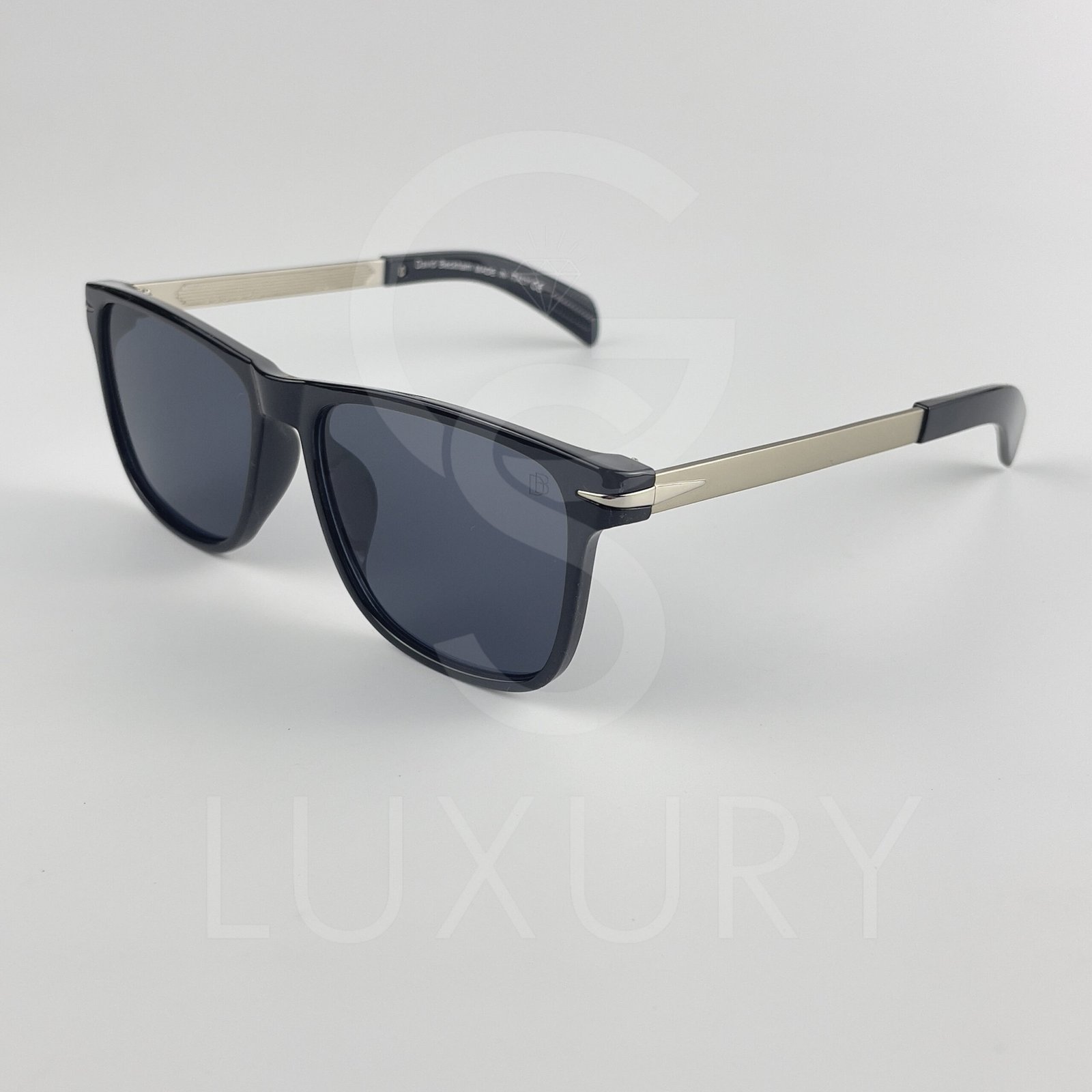 Lunette de soleil David beckham Carré bras métal Noir Verre Noir DB28013 – Image 4