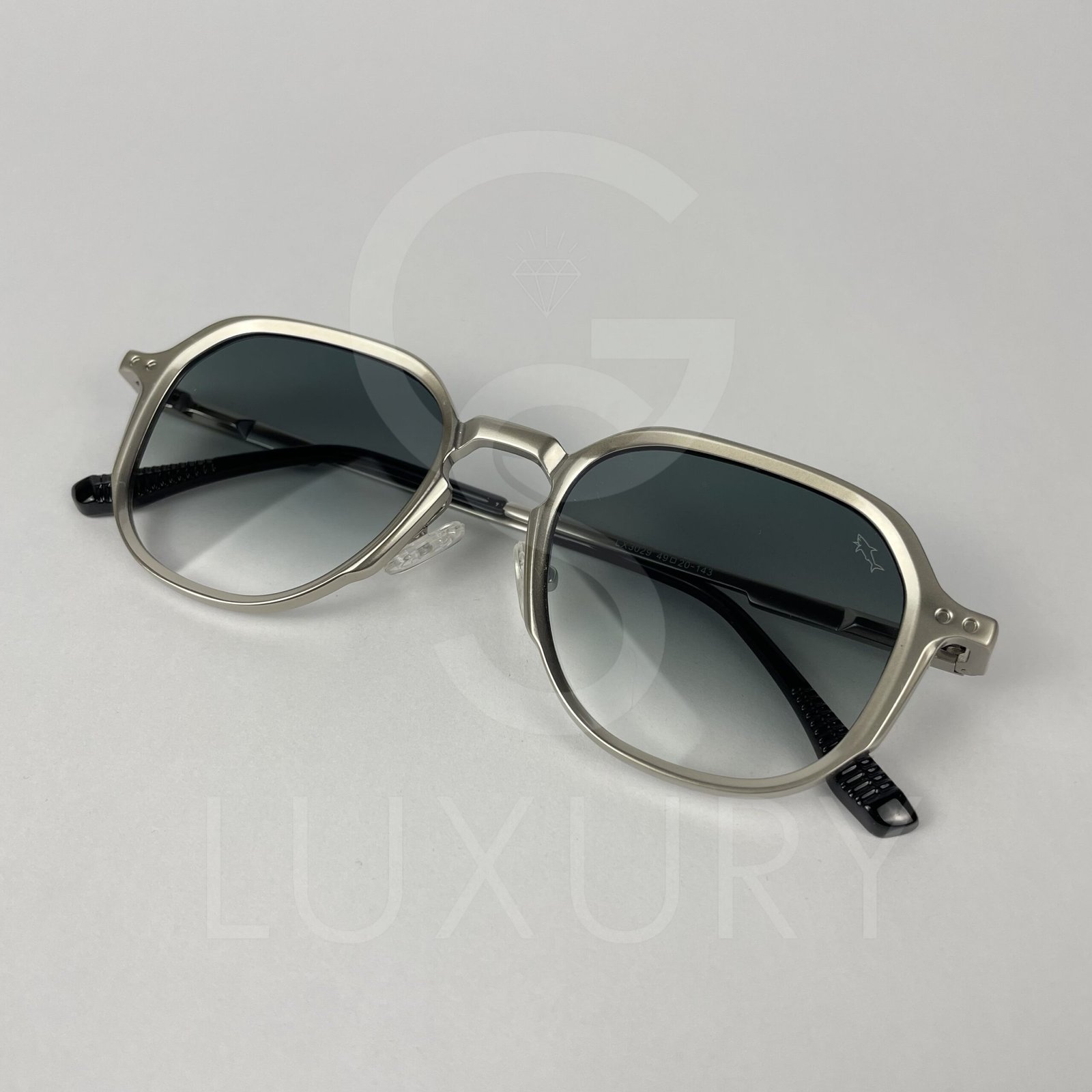 Lunette de soleil shark gris vert LX3029 – Image 2