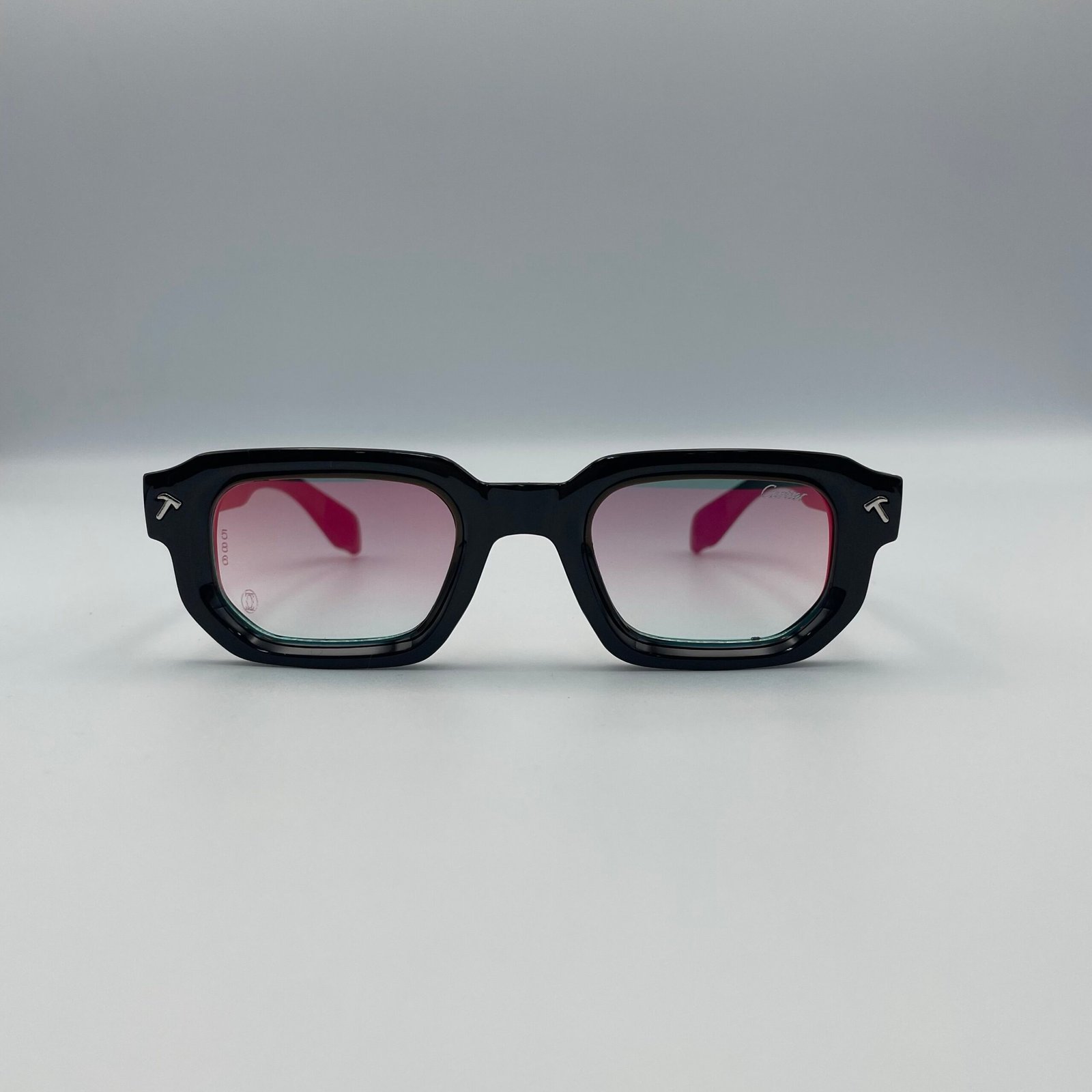Lunette de soleil cartier noir 586 caméléon rouge – Image 3